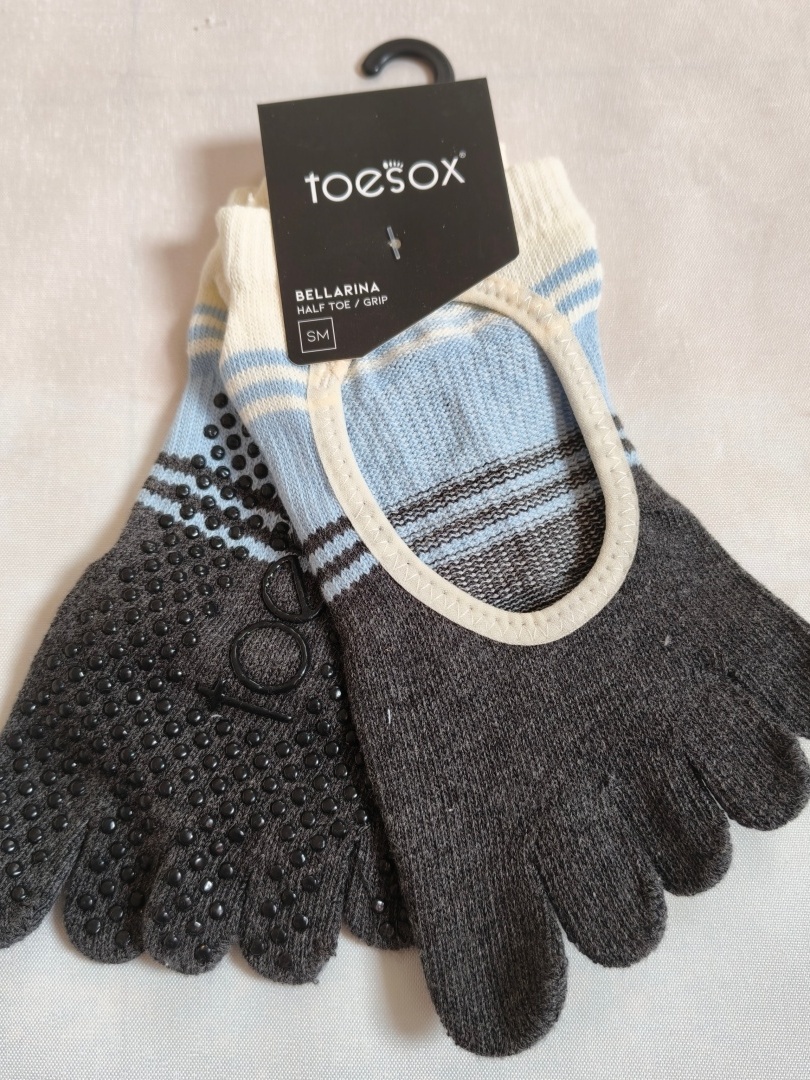 Toesox Yoga Five-Toe Socks Men - Yoga Mat ulasan dan harga